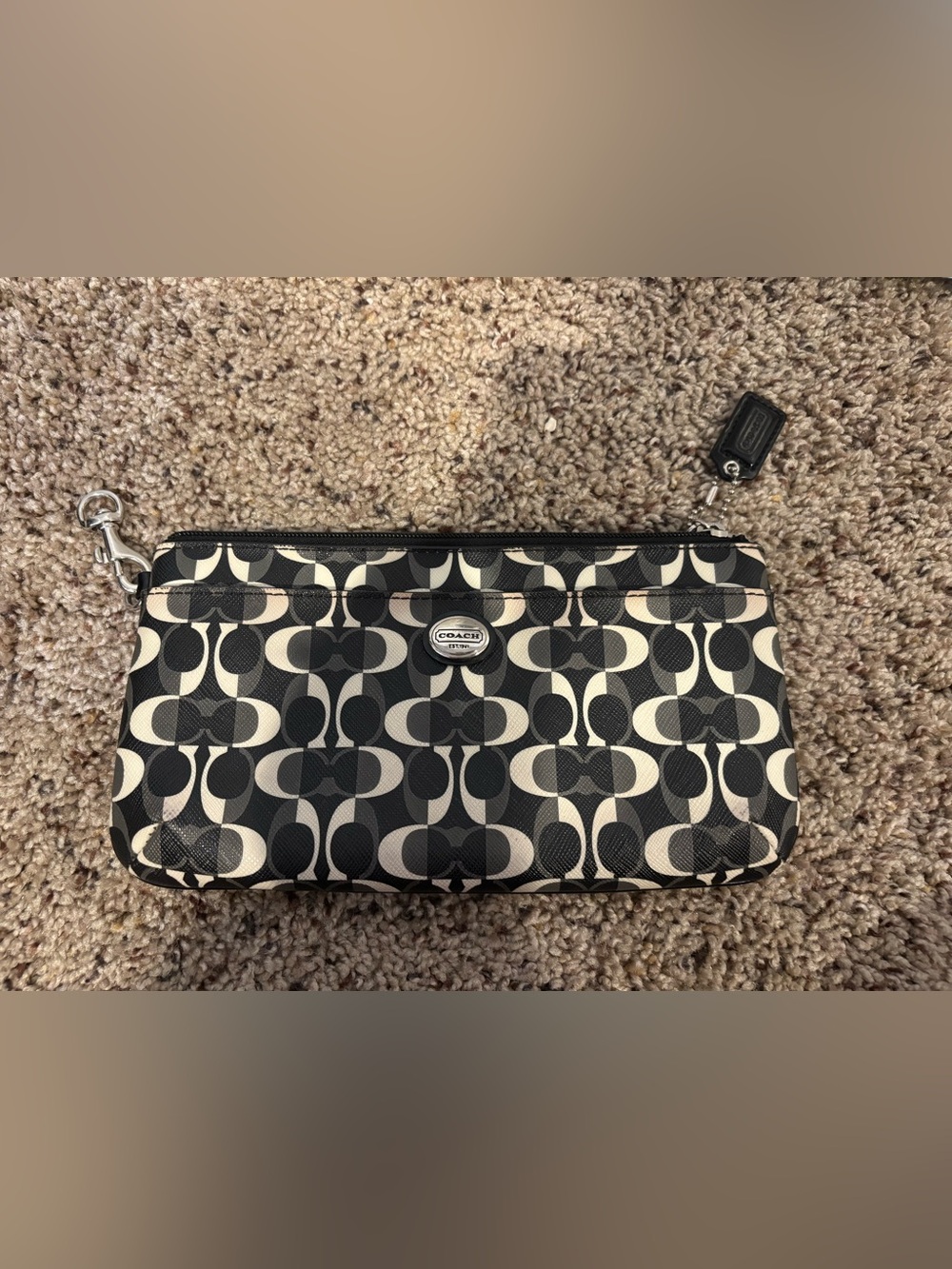 COACH Black and White Signature Pattern Wristlet Wallet